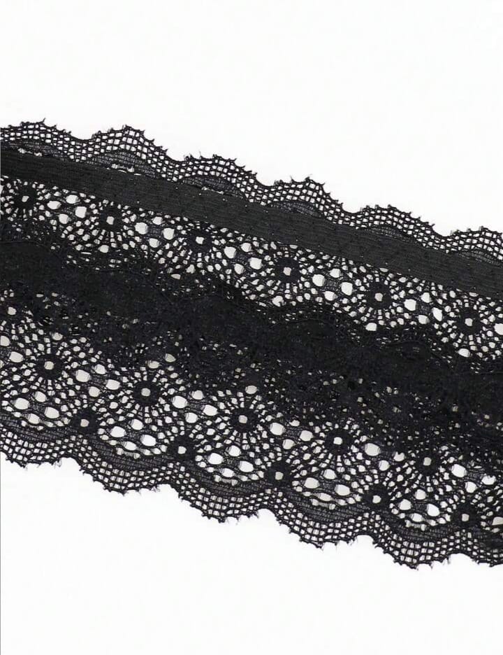 Men's Fashionable Black Fabric U-pouch Lace Trim Briefs For Men